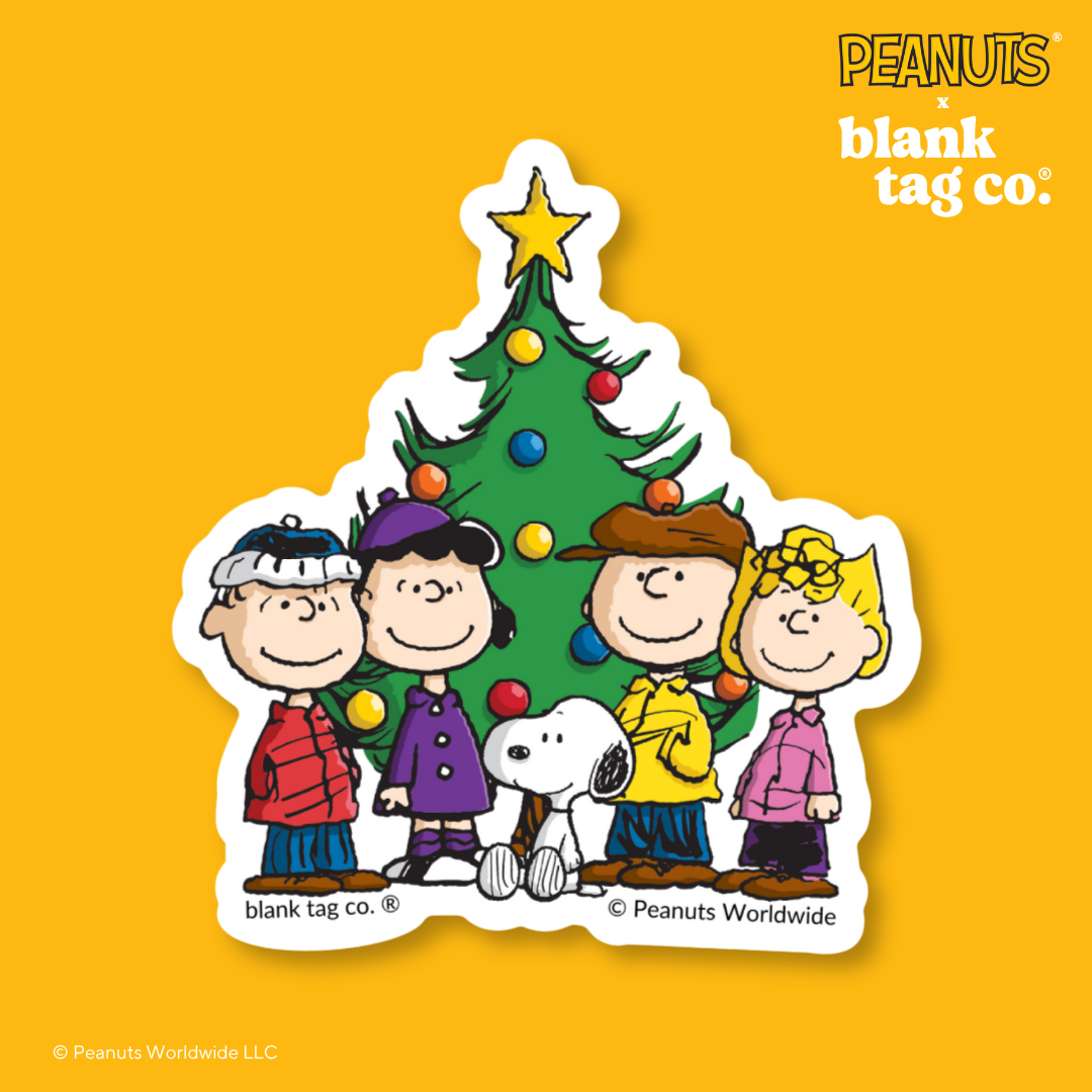 Peanuts® Waterproof Sticker - Peanuts Gang With A Christmas Tree